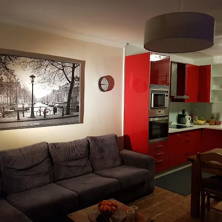 - Zeezicht, Zwembad Villa